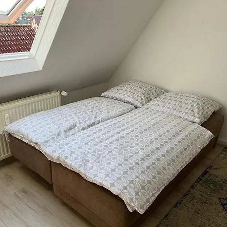 Апартаменты Stadtwohnung Zentrum 5 Maisonette Троссинген