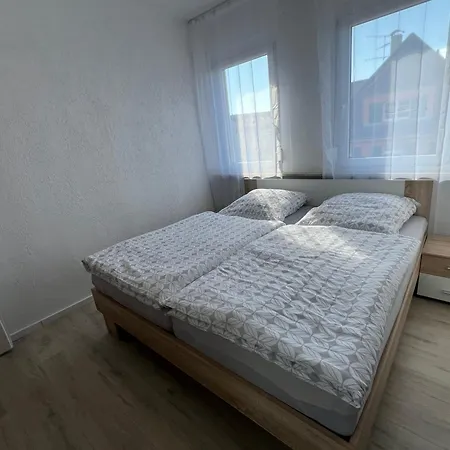 Stadtwohnung Zentrum 5 Maisonette Троссинген